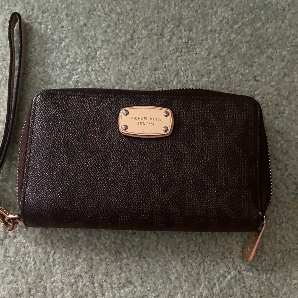 michael kors wrislet